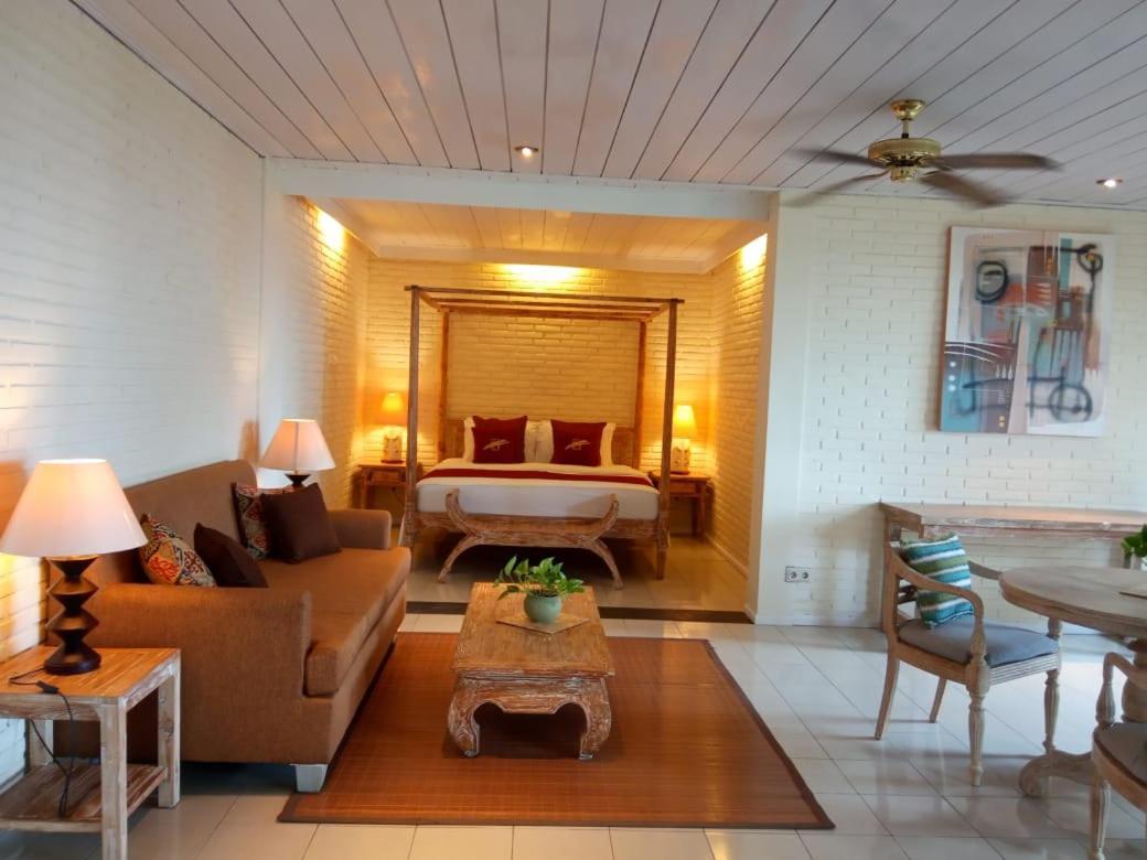 Tauch Terminal Resort Tulamben & Spa Екстер'єр фото